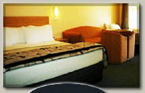 Country Gardens Motor Inn - Tourism Gold Coast 0