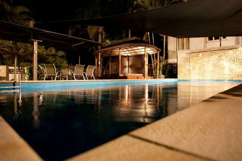 Country Plaza Motor Inn - Tourism Gold Coast 2
