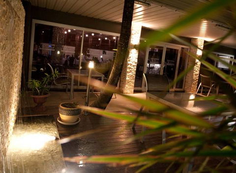 Country Plaza Motor Inn - Tourism Gold Coast 3