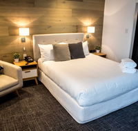 Crown Hotel - Tourism Gold Coast