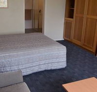 Crown Hotel Motel - Tourism Gold Coast