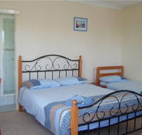 Beale's BedFish  Breakfast - Tourism Gold Coast