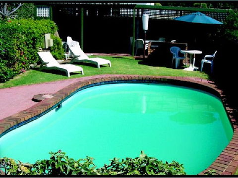 Deniliquin Motel - Gold Coast 0