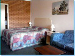 Deniliquin Motel - Gold Coast 3
