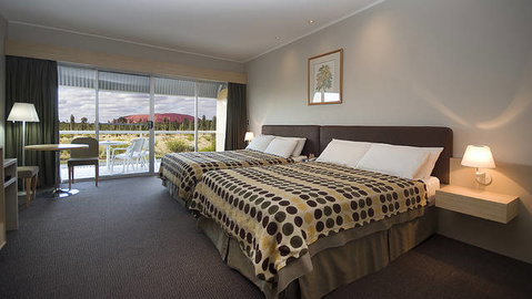 Desert Gardens Hotel - Tourism Gold Coast 6