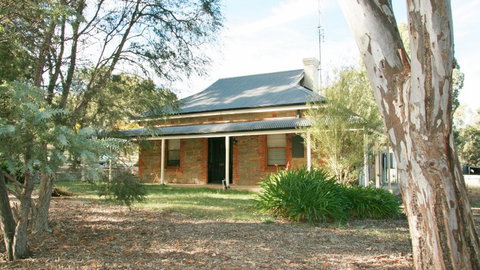 Cooke Cottage - Tourism Gold Coast 0