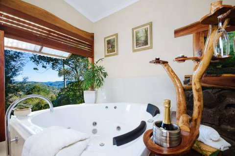 Lillypillys Cottages And Day Spa - Tourism Gold Coast 1
