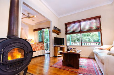Lillypillys Cottages And Day Spa - Tourism Gold Coast 2