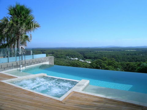 One Mile Retreat - Tourism Gold Coast 4