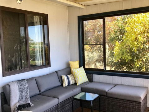 Fareview Beach House - Tourism Gold Coast 3