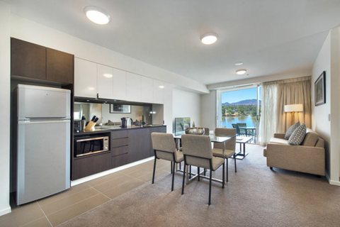 Empire Apartment Hotel - Tourism Gold Coast 12