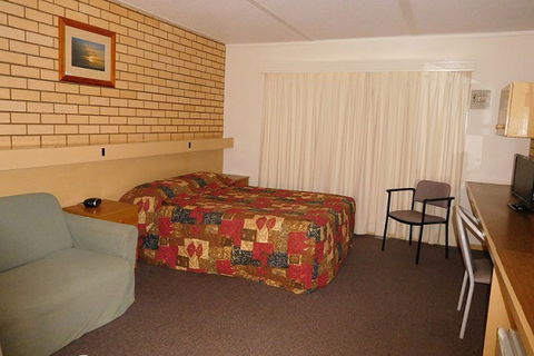 Lachlan Way Motel - Tourism Gold Coast 7