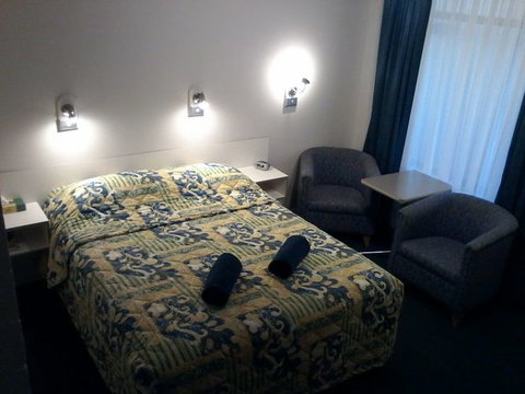 Lake Munmorah Motel - Tourism Gold Coast 0