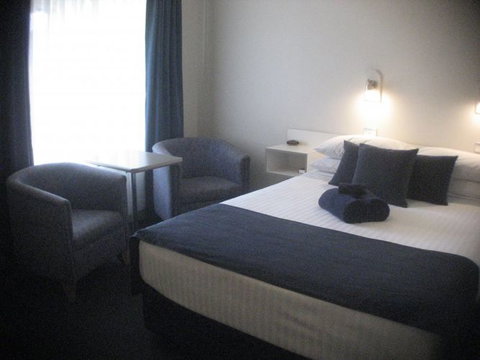 Lake Munmorah Motel - Tourism Gold Coast 3