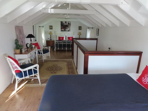 Maison De May Bed & Breakfast - Gold Coast 5