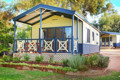 Discovery Holiday Parks - Lake Bonney - Tourism Gold Coast 0