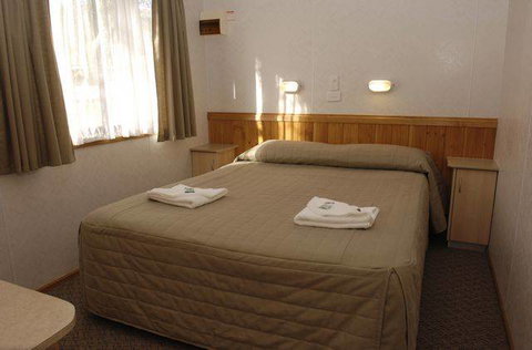 Discovery Holiday Parks - Lake Bonney - Tourism Gold Coast 3