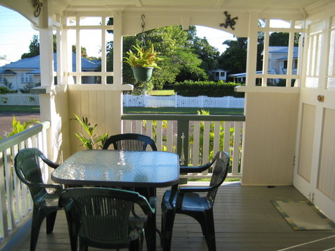 Eco Queenslander Holiday Home - Tourism Gold Coast 8