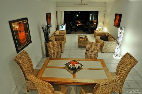 Edge On Beaches - Tourism Gold Coast 10