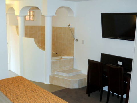 El Paso Motor Inn - Tourism Gold Coast 6