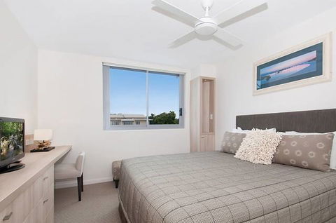 Fairshore Apartments - Tourism Gold Coast 0