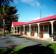 First Landing Motel - Tourism Gold Coast