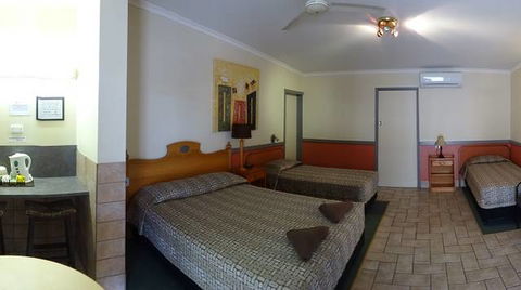 Gin Gin Central Motel - Tourism Gold Coast 2