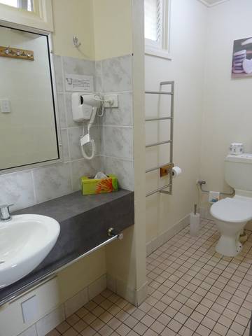 Gin Gin Central Motel - Tourism Gold Coast 3