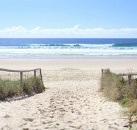 Golden Riviera Beach Resort - Tourism Gold Coast