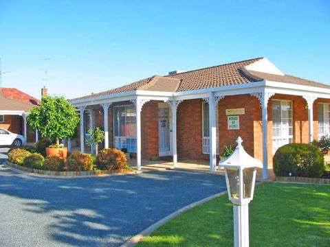 Goldtera Motor Inn - Tourism Gold Coast 0