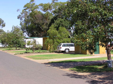 Griffith Tourist Caravan Park - Tourism Gold Coast 0