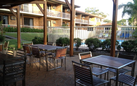 Hawks Nest Motel - Tourism Gold Coast 2