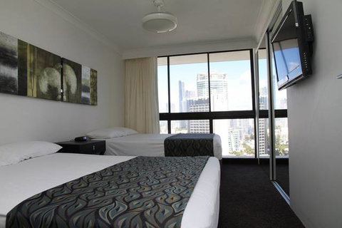 Hi Surf Beachfront Resort Apartments - Tourism Gold Coast 0