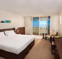 Holiday Inn Cairns Harbourside - Tourism Gold Coast