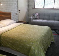 Holland Park Motel - Tourism Gold Coast