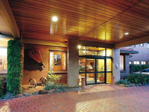 Hotel Bruce County - Tourism Gold Coast 0