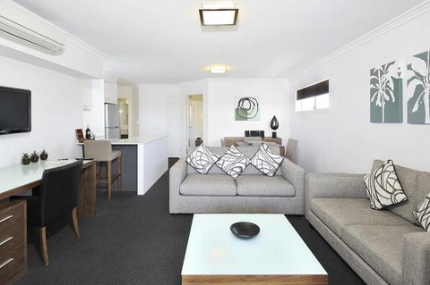 Hotel Chino - Tourism Gold Coast 1