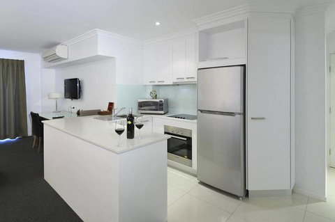 Hotel Chino - Tourism Gold Coast 3