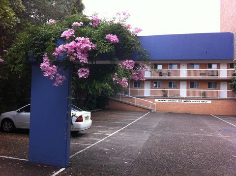 Huskisson Beach Motel - Tourism Gold Coast 0