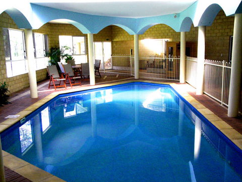 Inn The Tuarts Guest Lodge Busselton - Tourism Gold Coast 2
