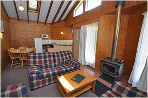 Jenolan Cabins - Tourism Gold Coast 1