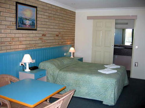 Jolly Swagman Motor Inn - Tourism Gold Coast 4