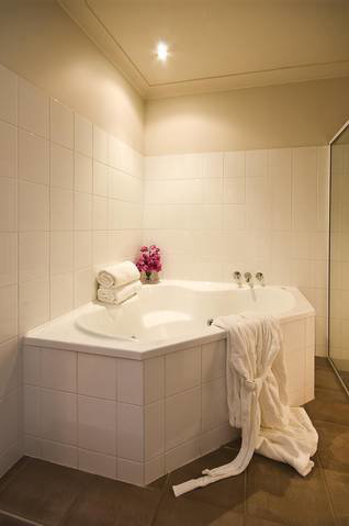 Kimberley Grande - Tourism Gold Coast 5