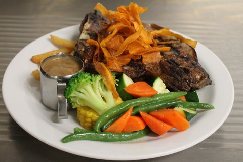 Kings Motor Inn & Steakhouse - Tourism Gold Coast 1