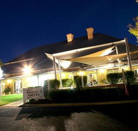 Macquarie Inn - Tourism Gold Coast