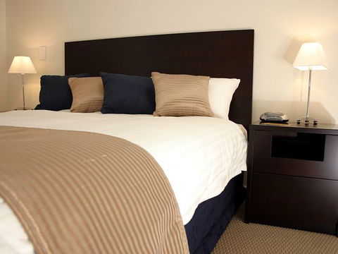 Macquarie Waters Boutique Apartment Hotel - Tourism Gold Coast 0