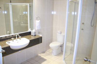 Mandarin Motel - Tourism Gold Coast 1
