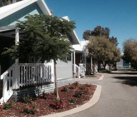Mandurah Ocean Marina Chalets - Tourism Gold Coast 4