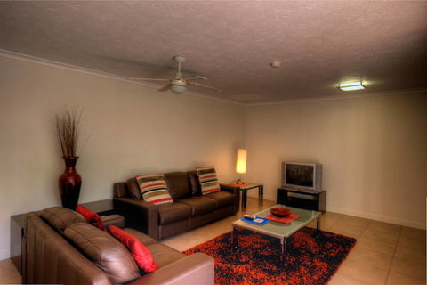 Markham Court - Tourism Gold Coast 2