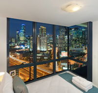 Melbourne Short Stay Apartments - MP Deluxe - Tourism Gold Coast
